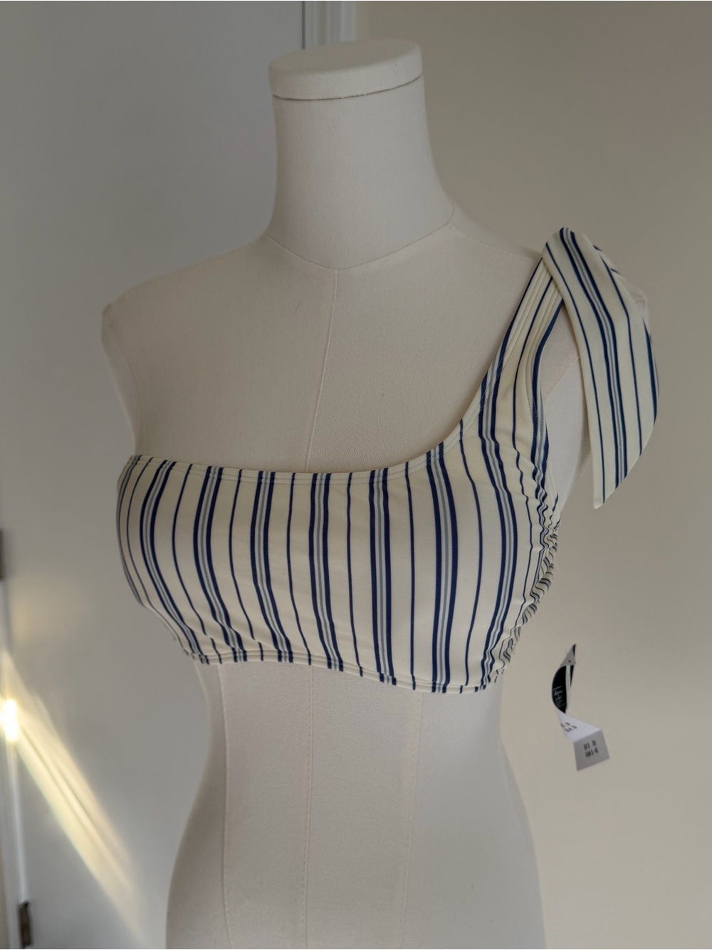 Abercrombie & Fitch Brand New One Shoulder Striped Bandeau Bikini Top Sz Medium